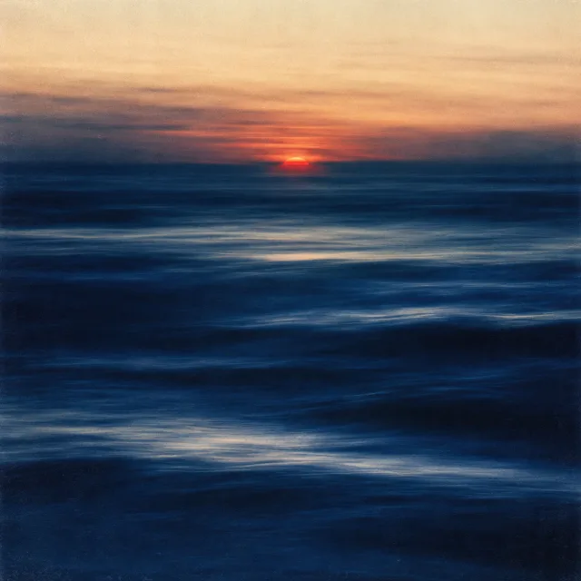 Ilustración de una puesta de sol sobre el mar para Afterglow
